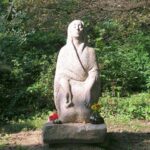 II. Világháborús emlékmű – a Fájdalmas anya szobor 1kép