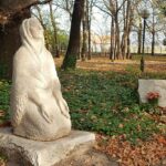II. Világháborús emlékmű – a Fájdalmas anya szobor 2kép